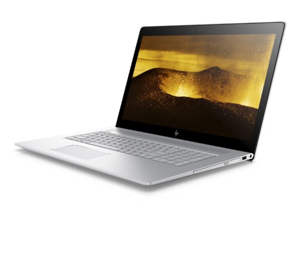 HP ENVY 17-CR1075CL